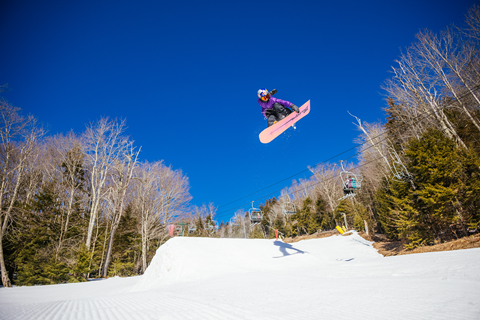 Snowboarder