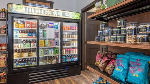 Hops, Vines & Spirits at Snowshoe Mountain