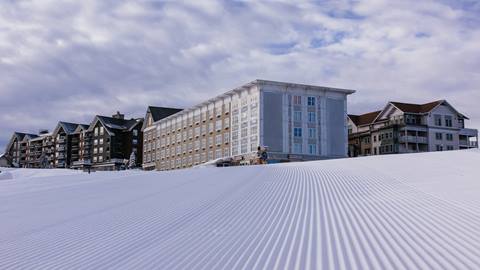 Expedition Station Exterior
