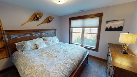 Black Bear Crossing 22