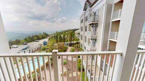 Seneca Lodging at Snowshoe Mountain