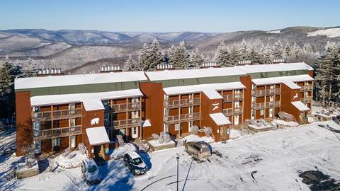 Mountain Crest Lodging at Snowshoe