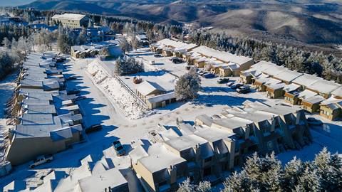 Shamrock Lodging at Snowshoe Mountain
