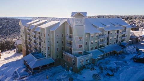 Soaring Eagle Lodging at Snowshoe Mountain