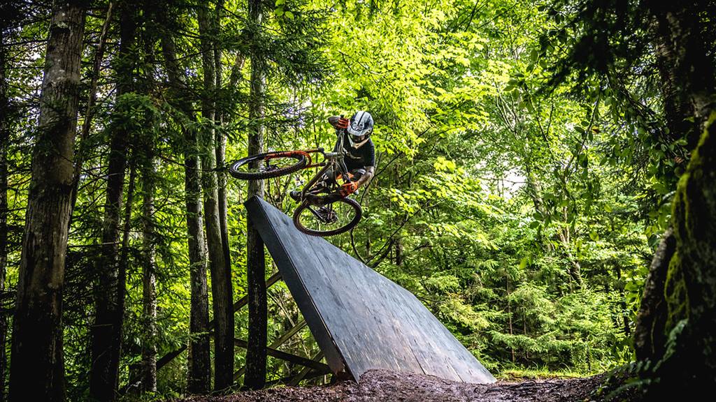 Mountain Biking at the Snowshoe Mountain Bike Park