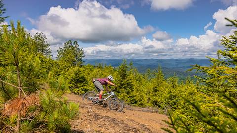 Biking on the Snowshoe Highlands Ride Center