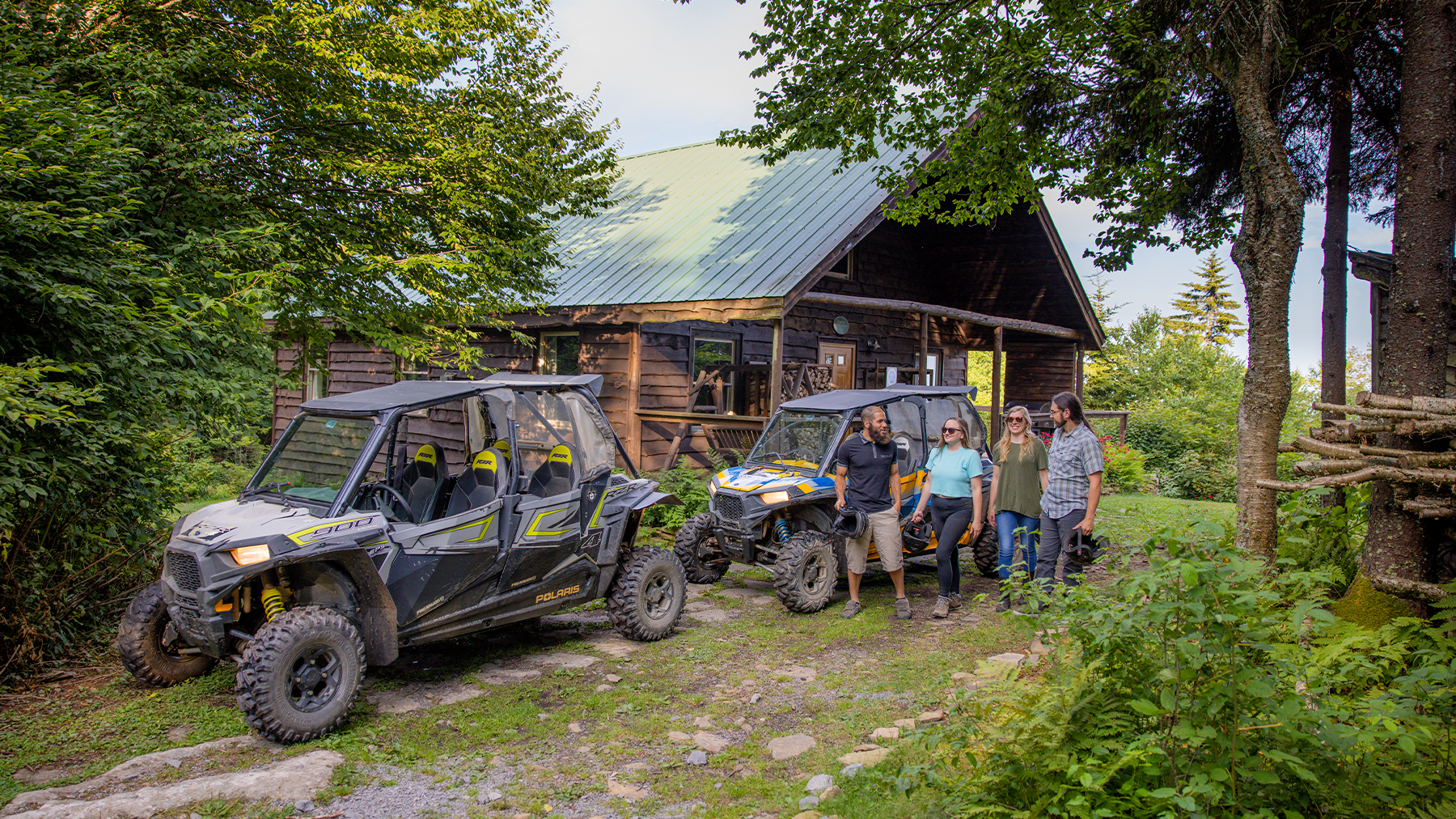 Backcountry Hut Wedding Location | Snowshoe Mountain