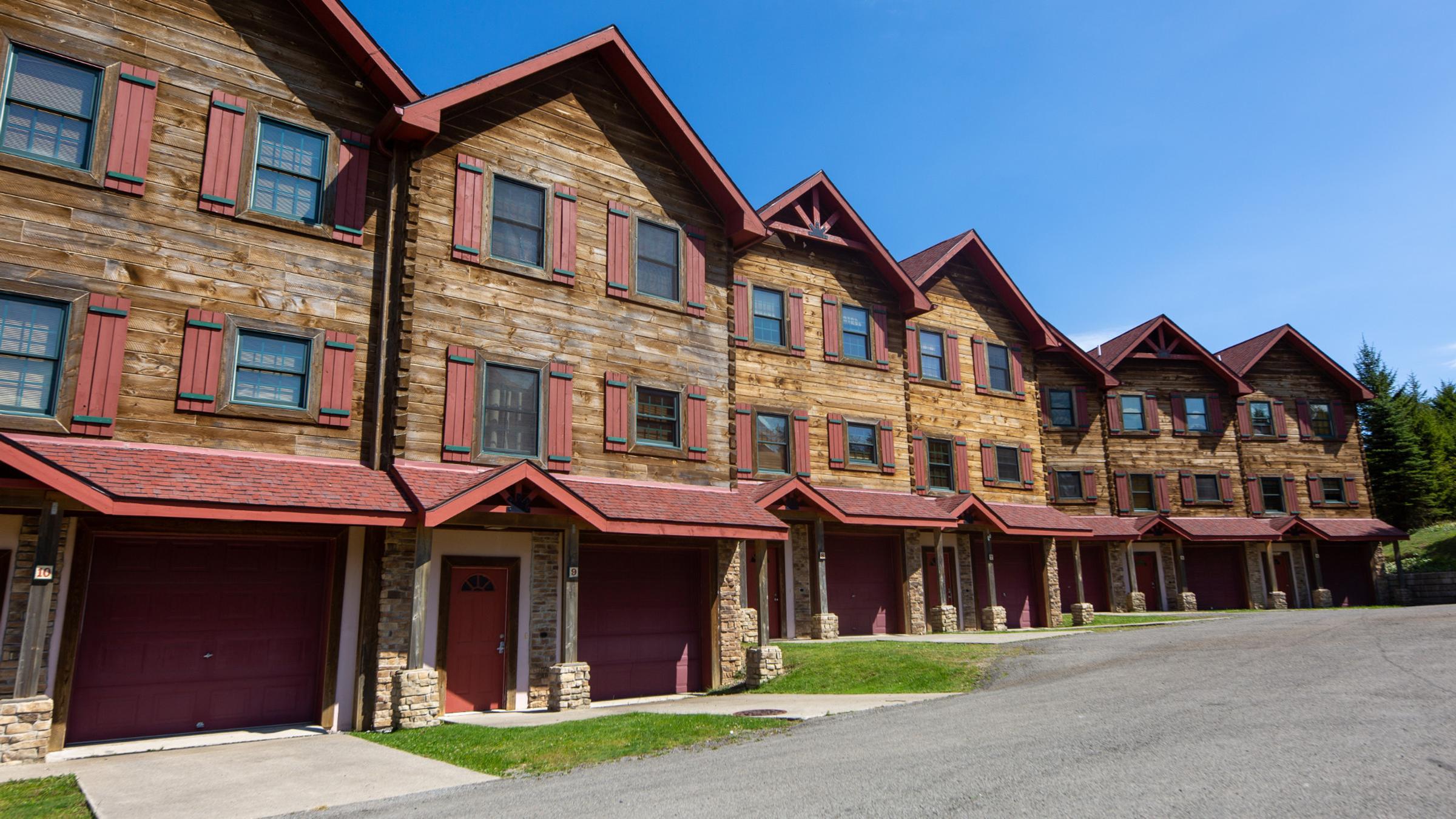 snowshoe mountain condos