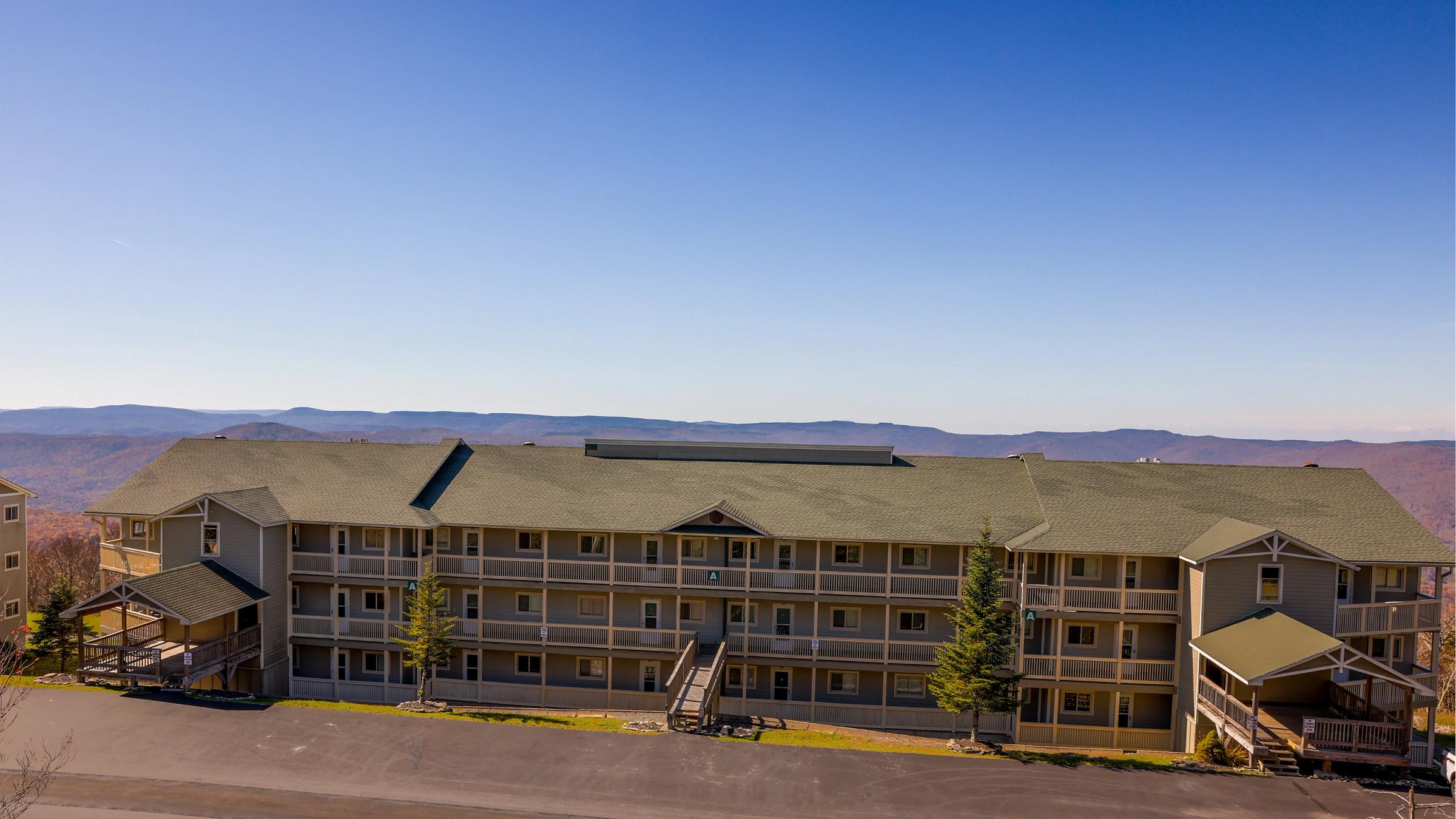 Summit Snowshoe Mountain