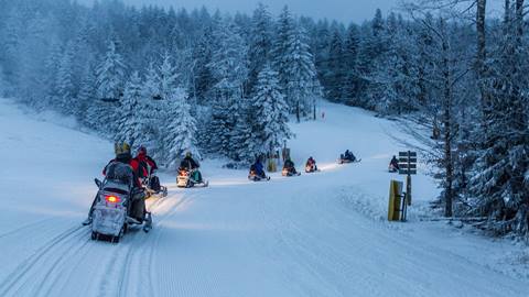 2020-01-27_SN_KS_Snowmobiles 0034.dng