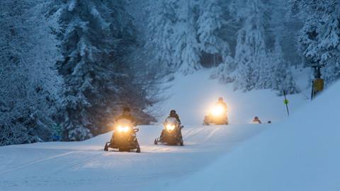 2020-01-27_SN_KS_Snowmobiles 9970.dng